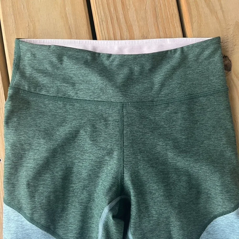 ** Outdoor Voices Green Colorblock Leggings Pink Green Small